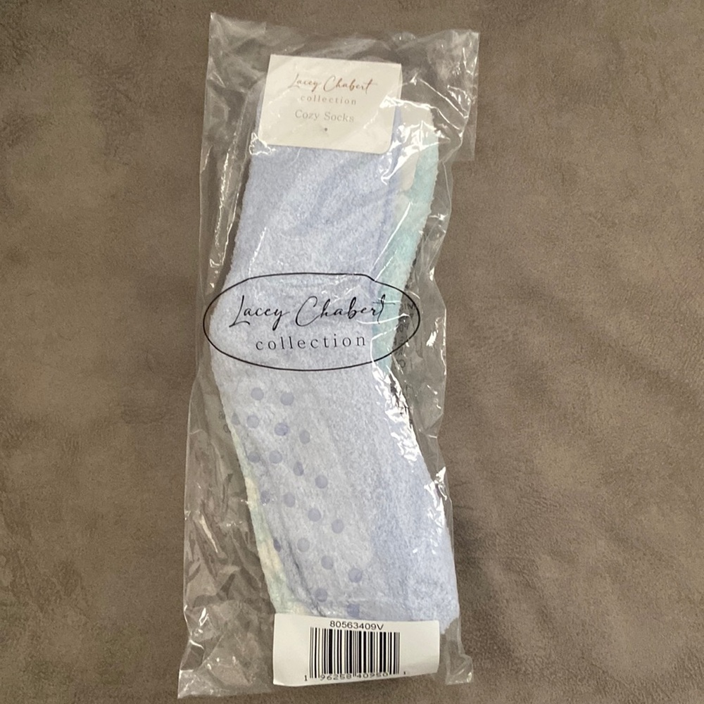 2 pairs cozy socks